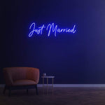 Just Married LED neon sign in blue – vibrant and eye-catching wall decor for weddings, receptions, or special events, adding flair to your celebration.