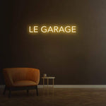 Le Garage neon sign – Retro-inspired LED sign to enhance the atmosphere of auto shops, garages, or man caves.